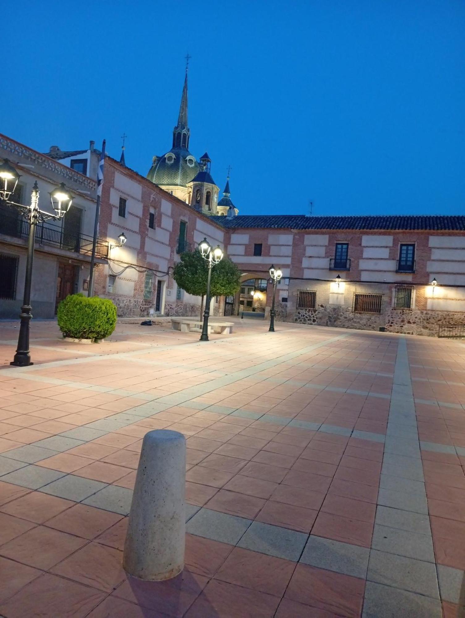 Casa Rural En San Carlos Del Valle- Dona Gumersinda Экстерьер фото